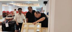 红花岗区党工委副书记、纪工委书记罗健一行莅临遵义酱酒交易中心参观指导